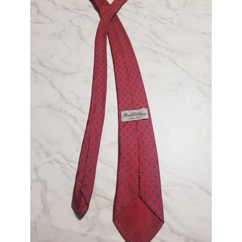 Marshall‎ Field & Company Mens Formal Neck Tie Red